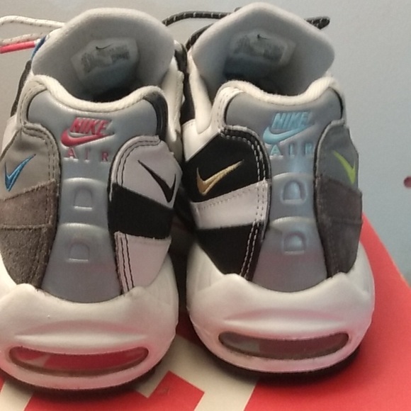 Nike Air Max 95 🔥"What the Air Max 95" (Greedy 2.0) - Picture 7 of 13